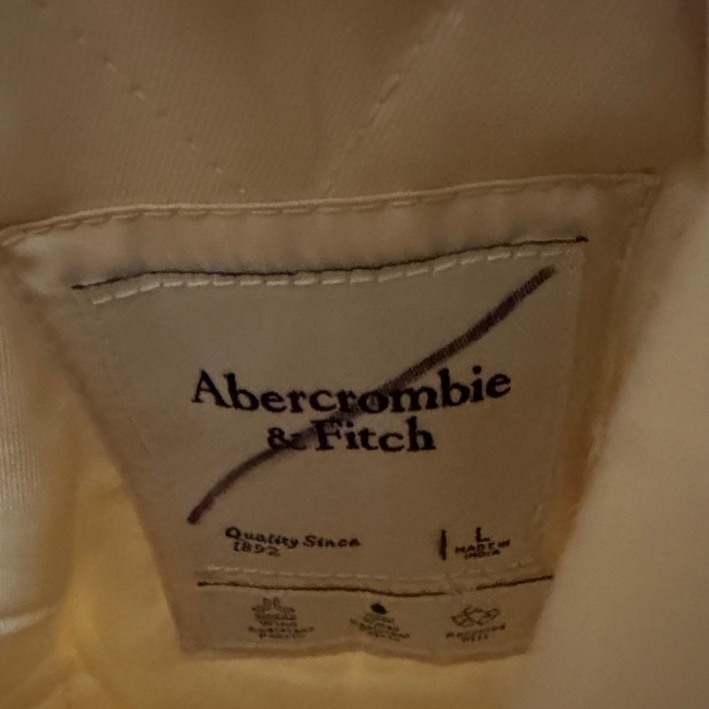 Abercrombie & Fitch Women's Beige Puffer Jacket - Picture 7 of 16